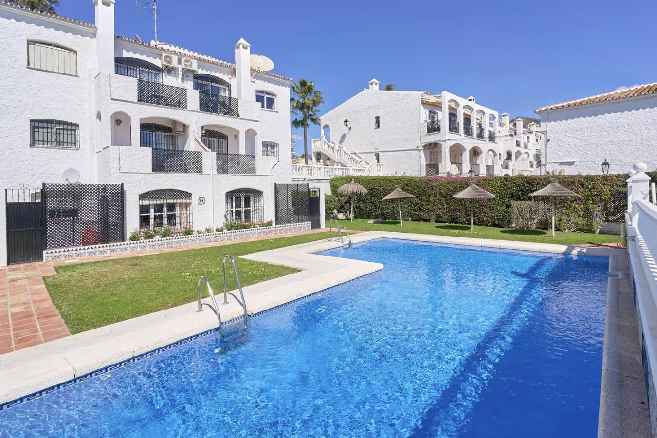 Casa Lena Town House With Pool Villa Nerja Exterior photo